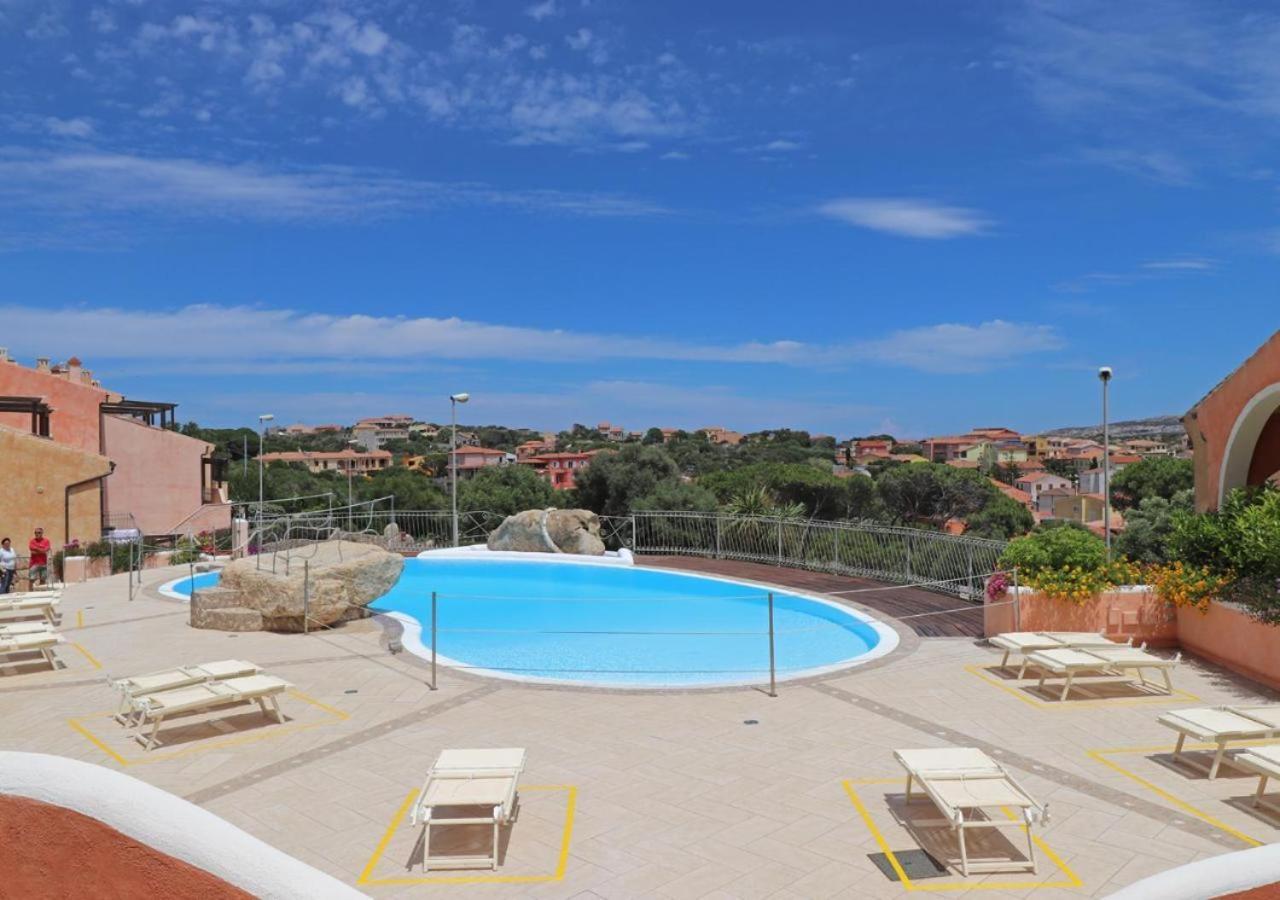 Residence Borgo Punta Villa ラ・マッダレーナ エクステリア 写真