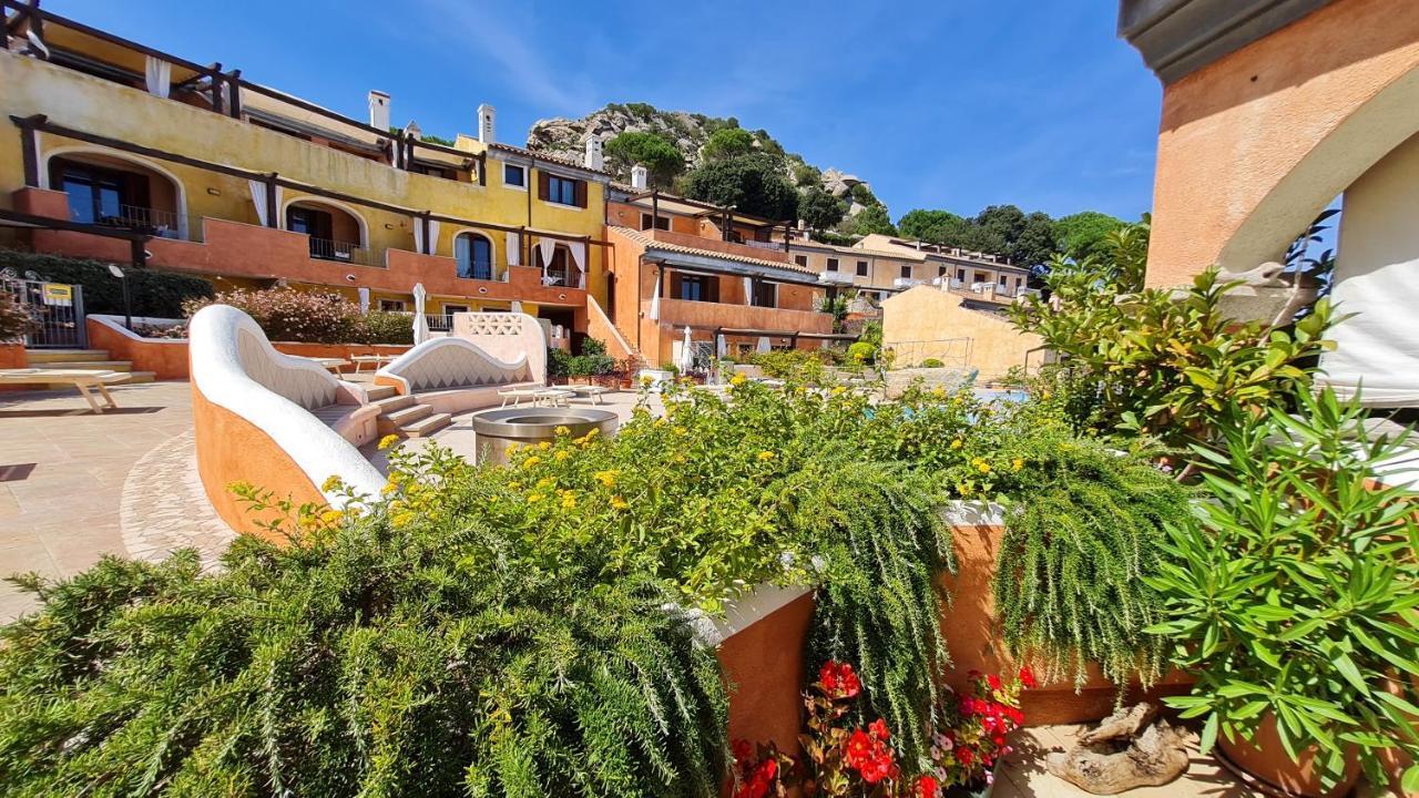 Residence Borgo Punta Villa ラ・マッダレーナ エクステリア 写真