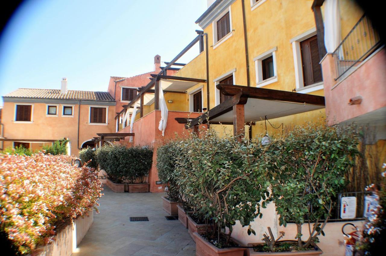 Residence Borgo Punta Villa ラ・マッダレーナ エクステリア 写真