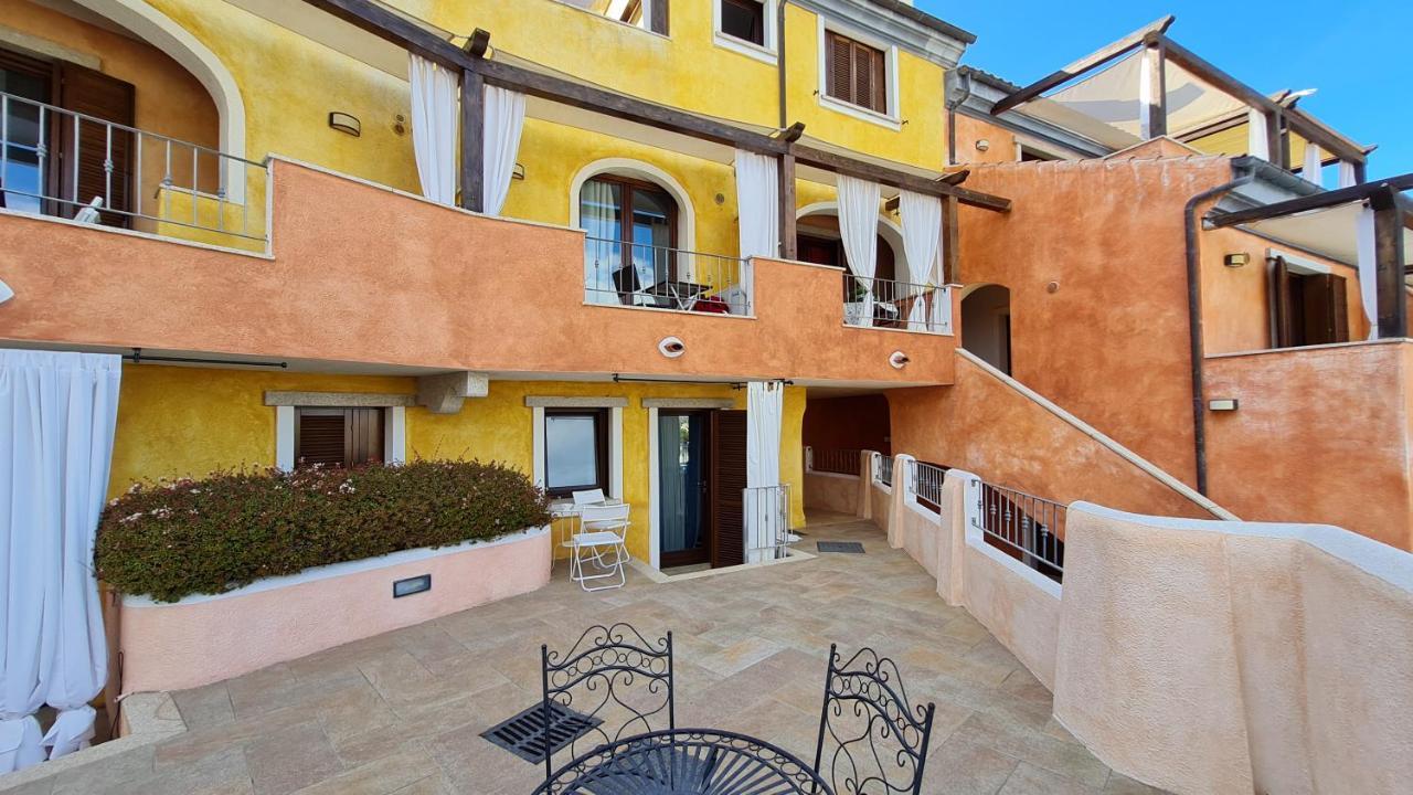 Residence Borgo Punta Villa ラ・マッダレーナ エクステリア 写真