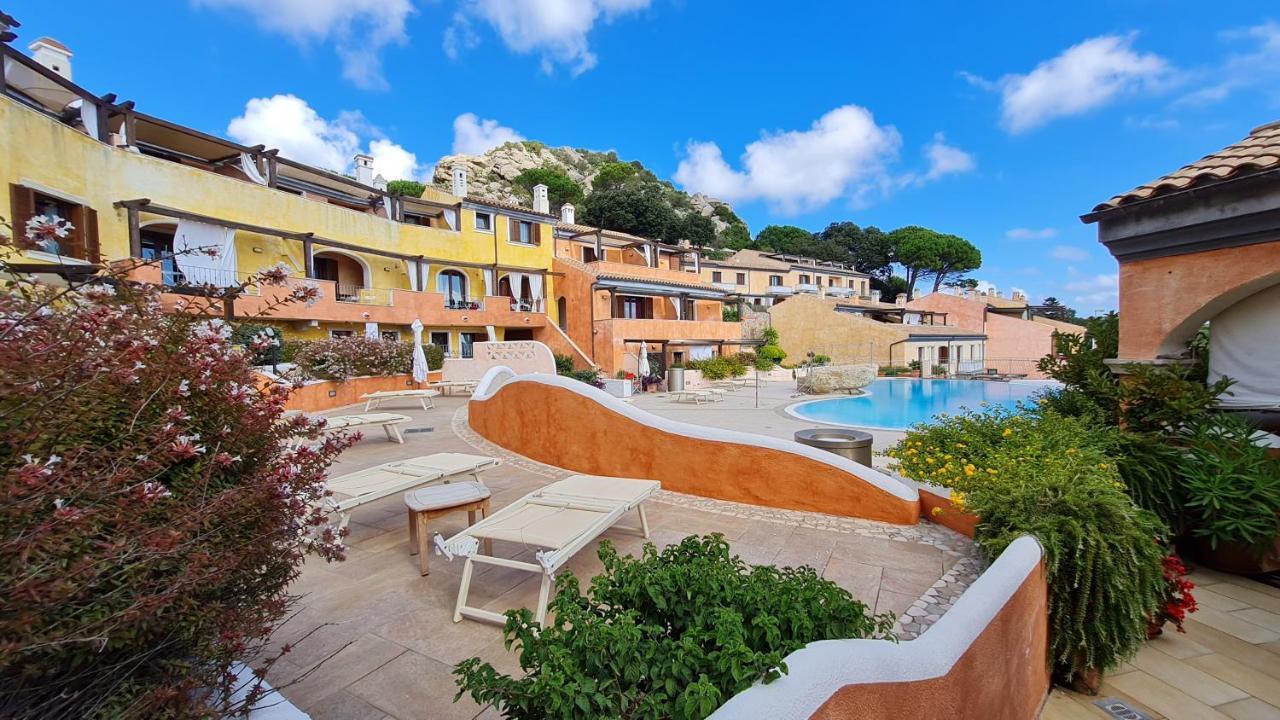 Residence Borgo Punta Villa ラ・マッダレーナ エクステリア 写真
