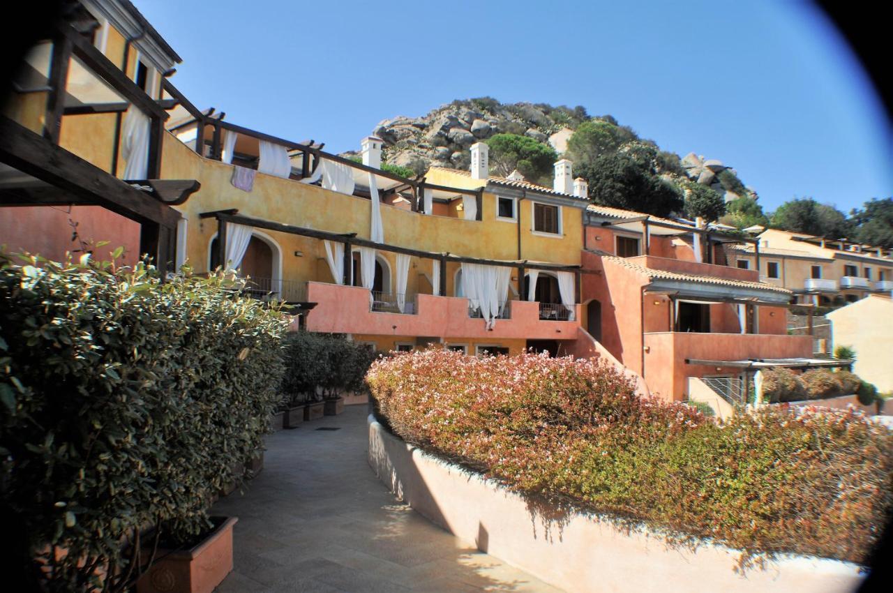 Residence Borgo Punta Villa ラ・マッダレーナ エクステリア 写真