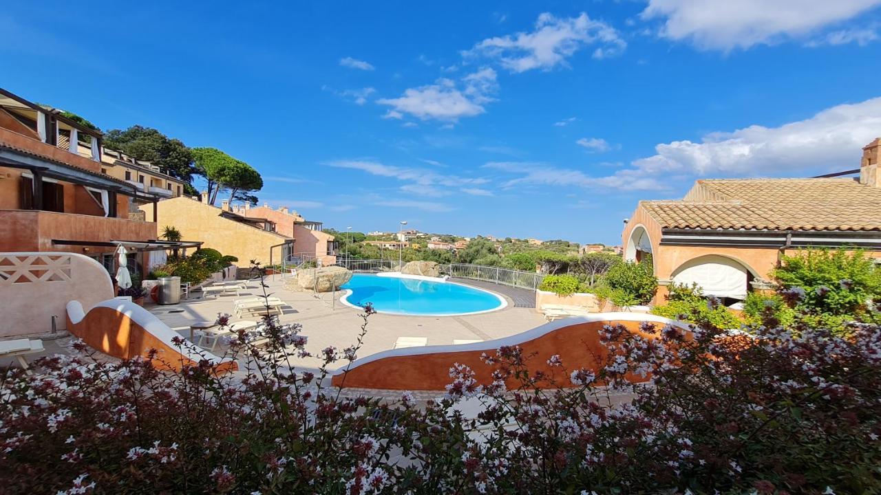 Residence Borgo Punta Villa ラ・マッダレーナ エクステリア 写真